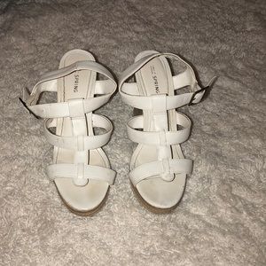 White wedges